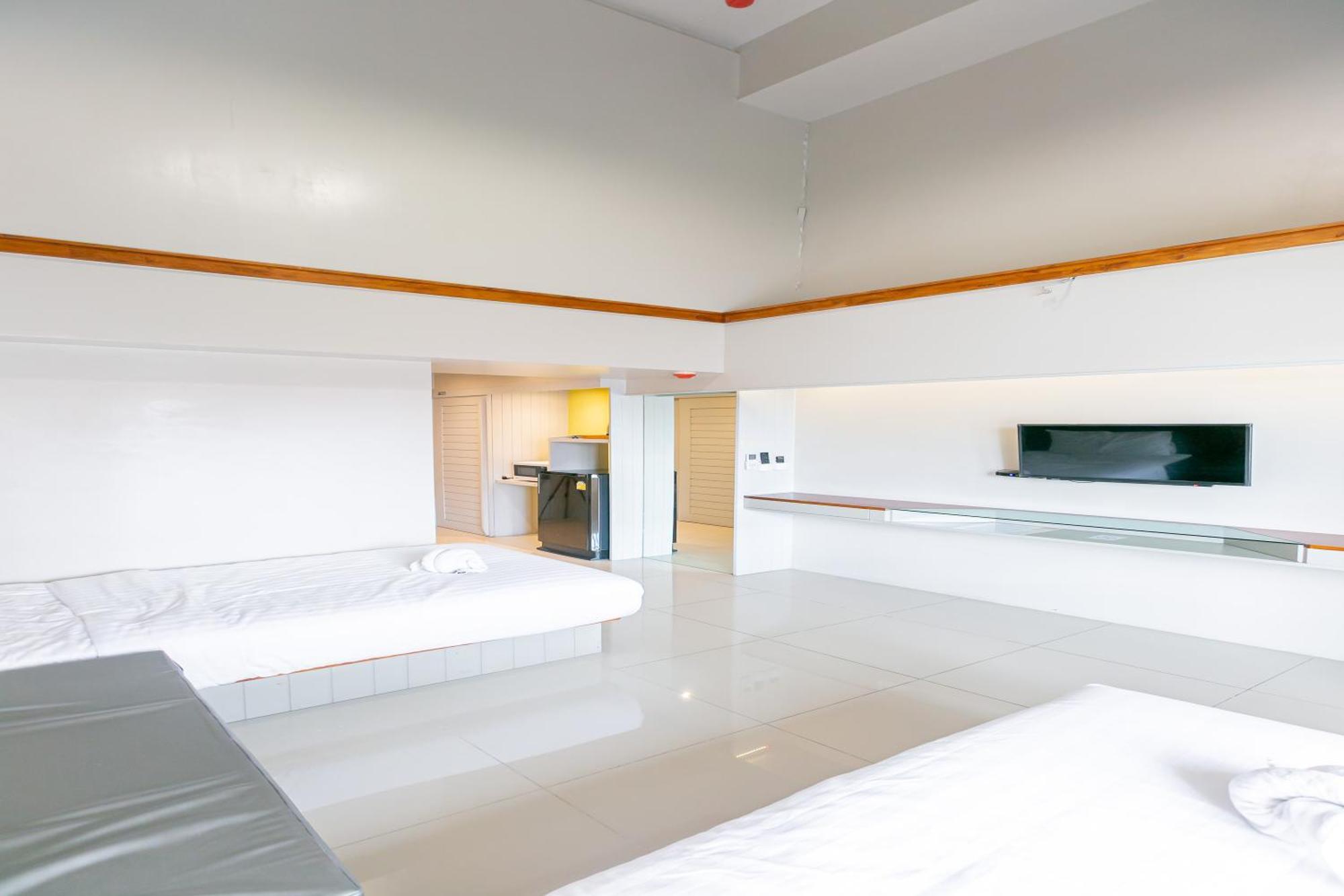 A Room Bangkok Sathorn Exteriör bild