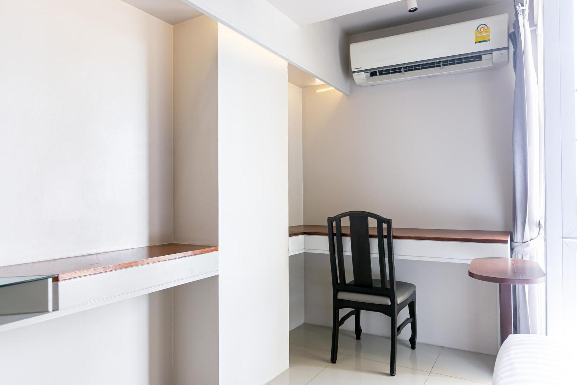 A Room Bangkok Sathorn Exteriör bild