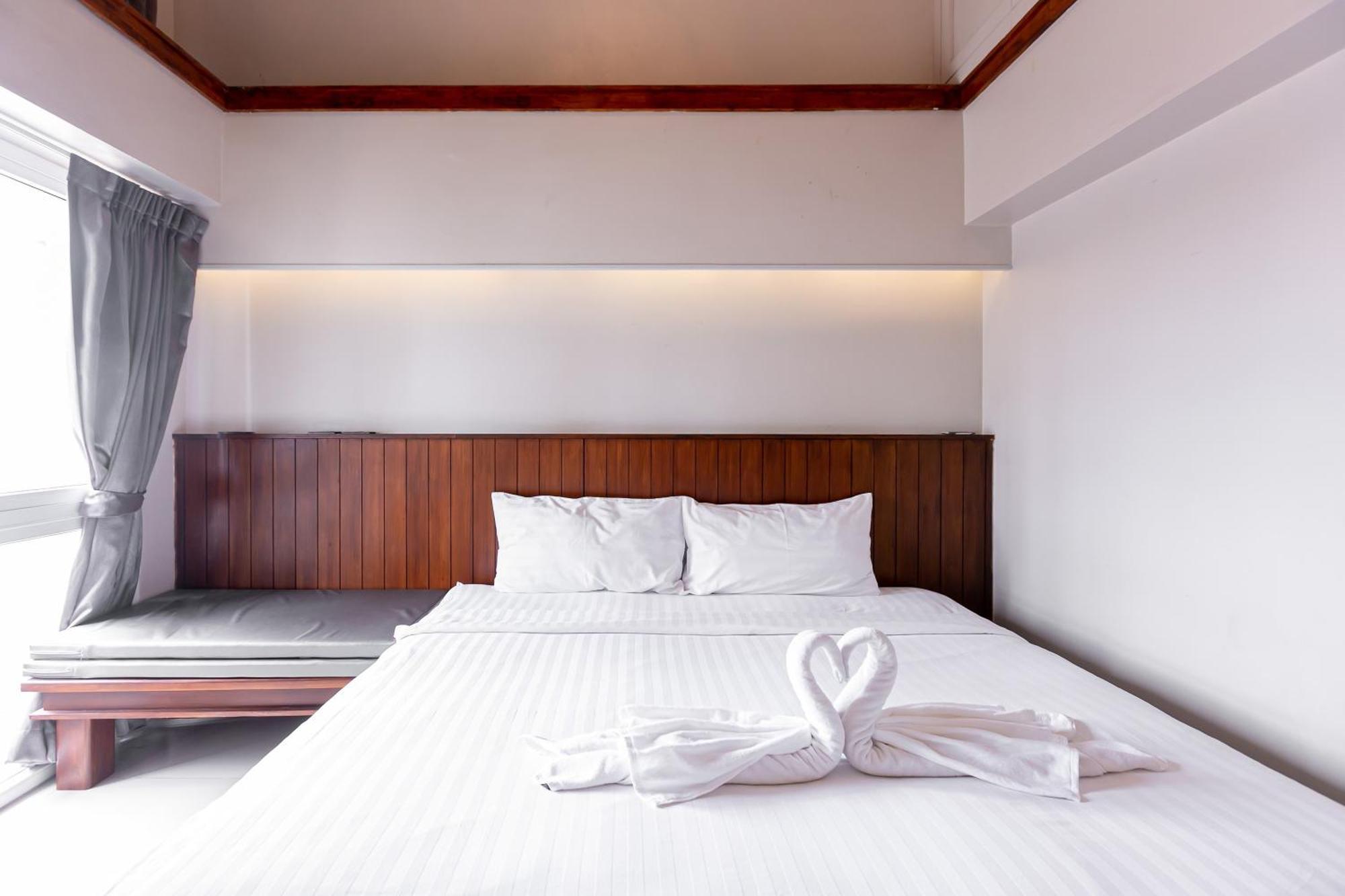 A Room Bangkok Sathorn Exteriör bild