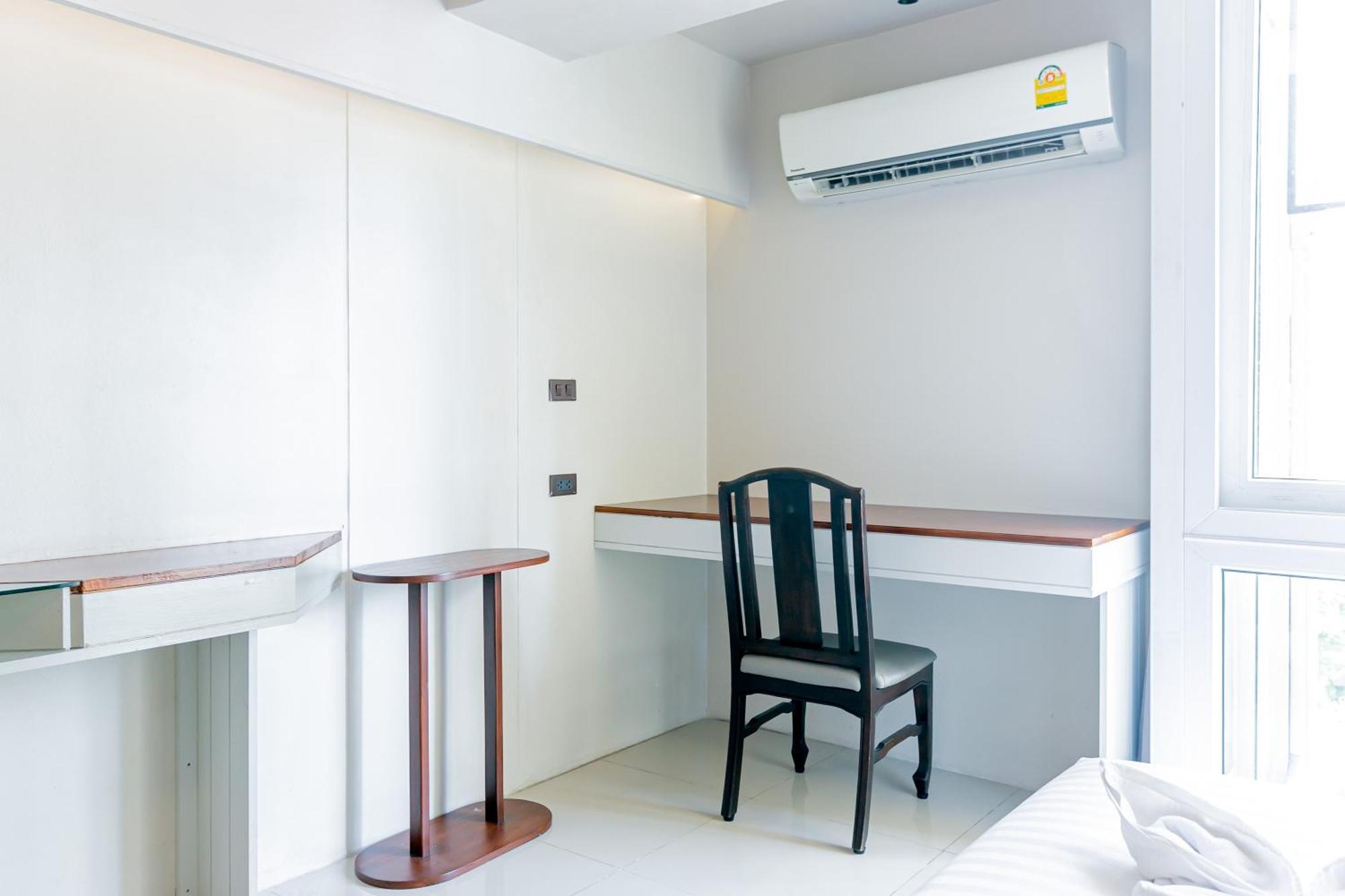A Room Bangkok Sathorn Exteriör bild