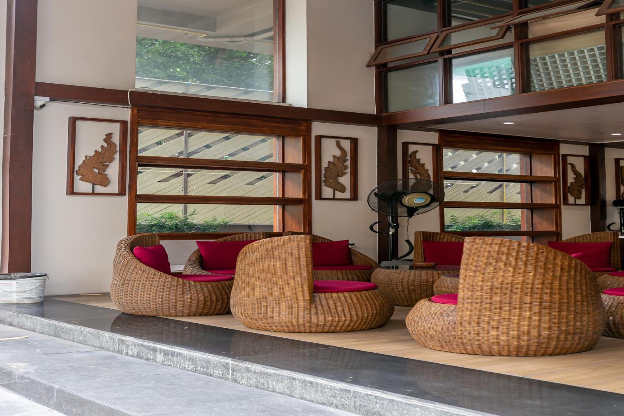 A Room Bangkok Sathorn Exteriör bild