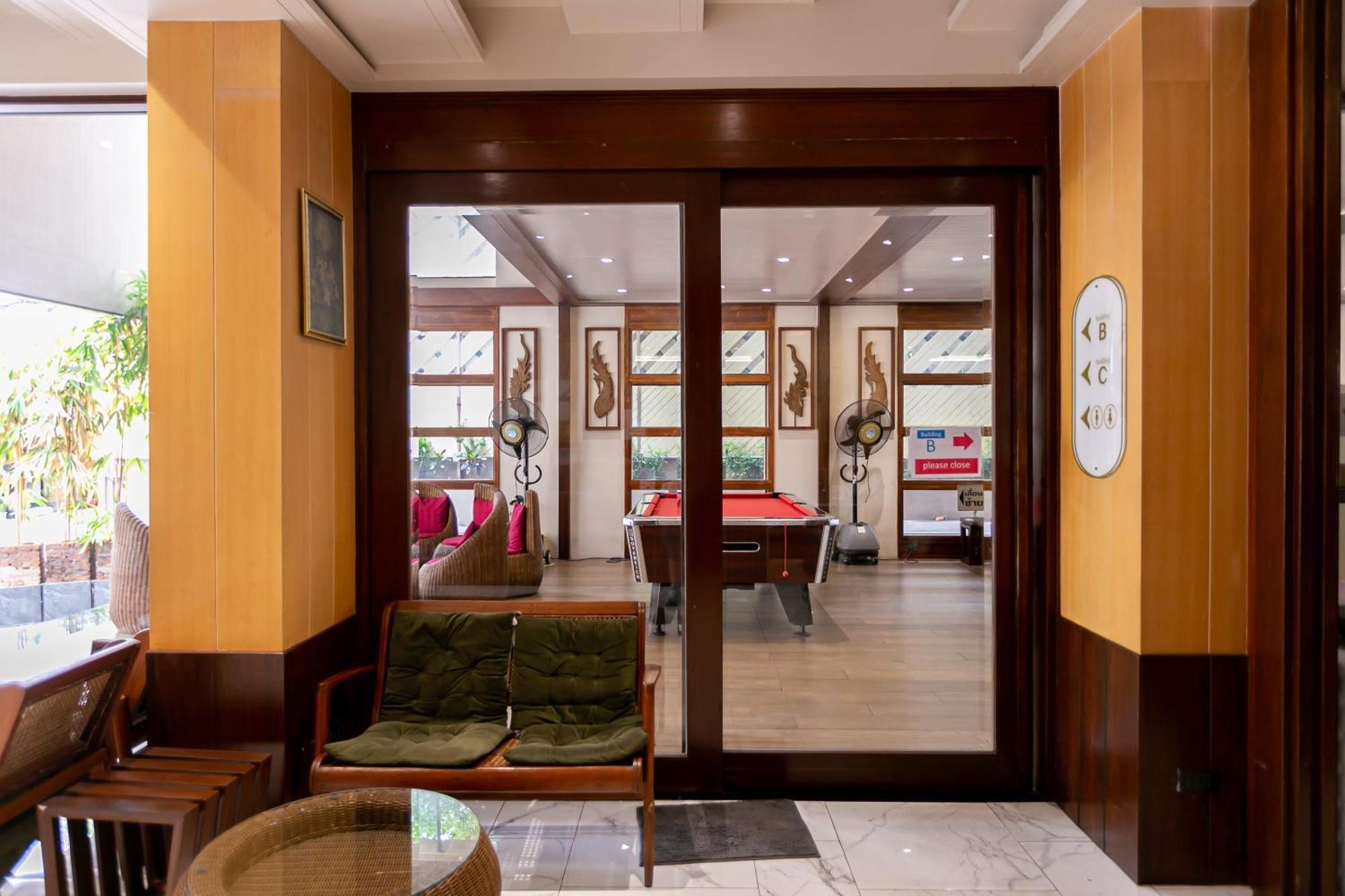A Room Bangkok Sathorn Exteriör bild