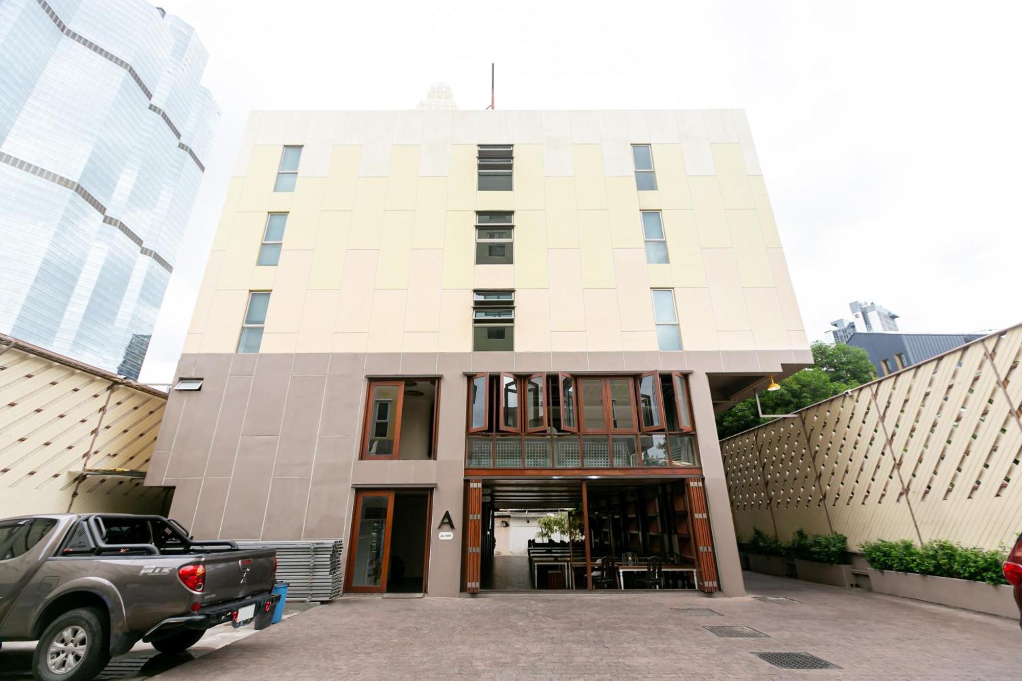 A Room Bangkok Sathorn Exteriör bild